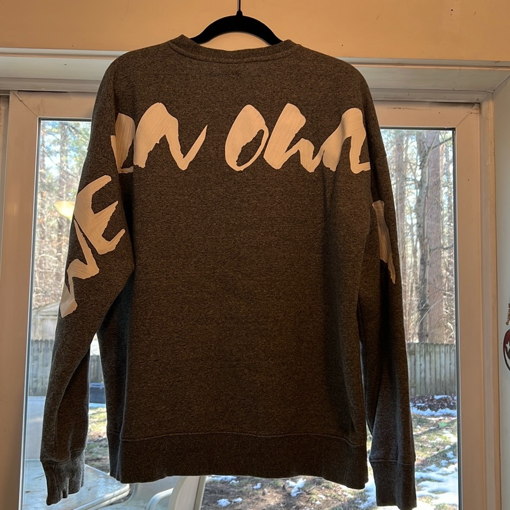 H&M crew